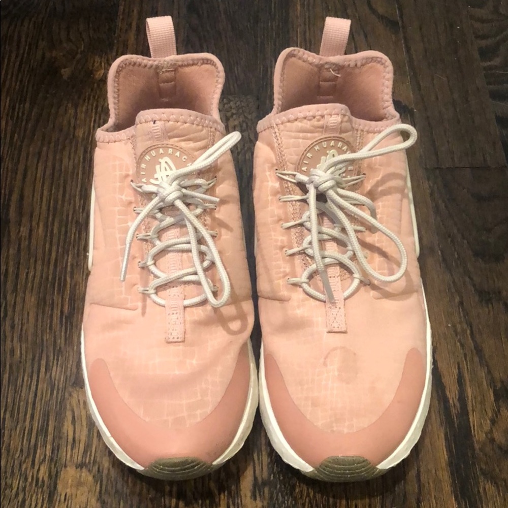 Nike Air Huarache Sneakers